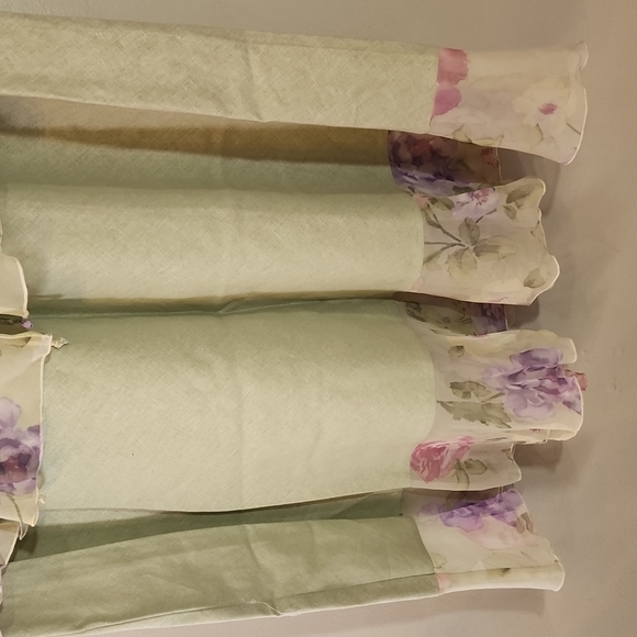 Fiorlini International Sleeveless Dress w/Drape - Picture 3 of 7